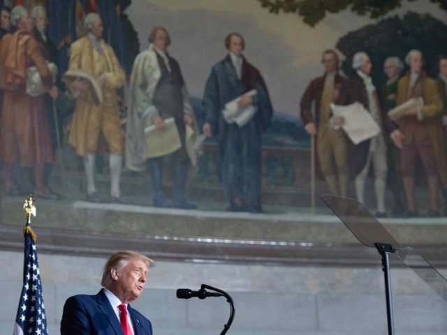 Trump at National Archives (Saul Loeb / AFP / Getty)