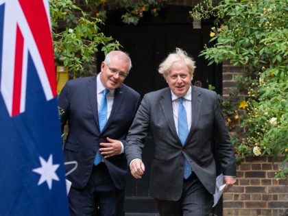 LONDON, ENGLAND - JUNE 15: UK Prime Minister Boris Johnson (R) and Australian Prime Minist