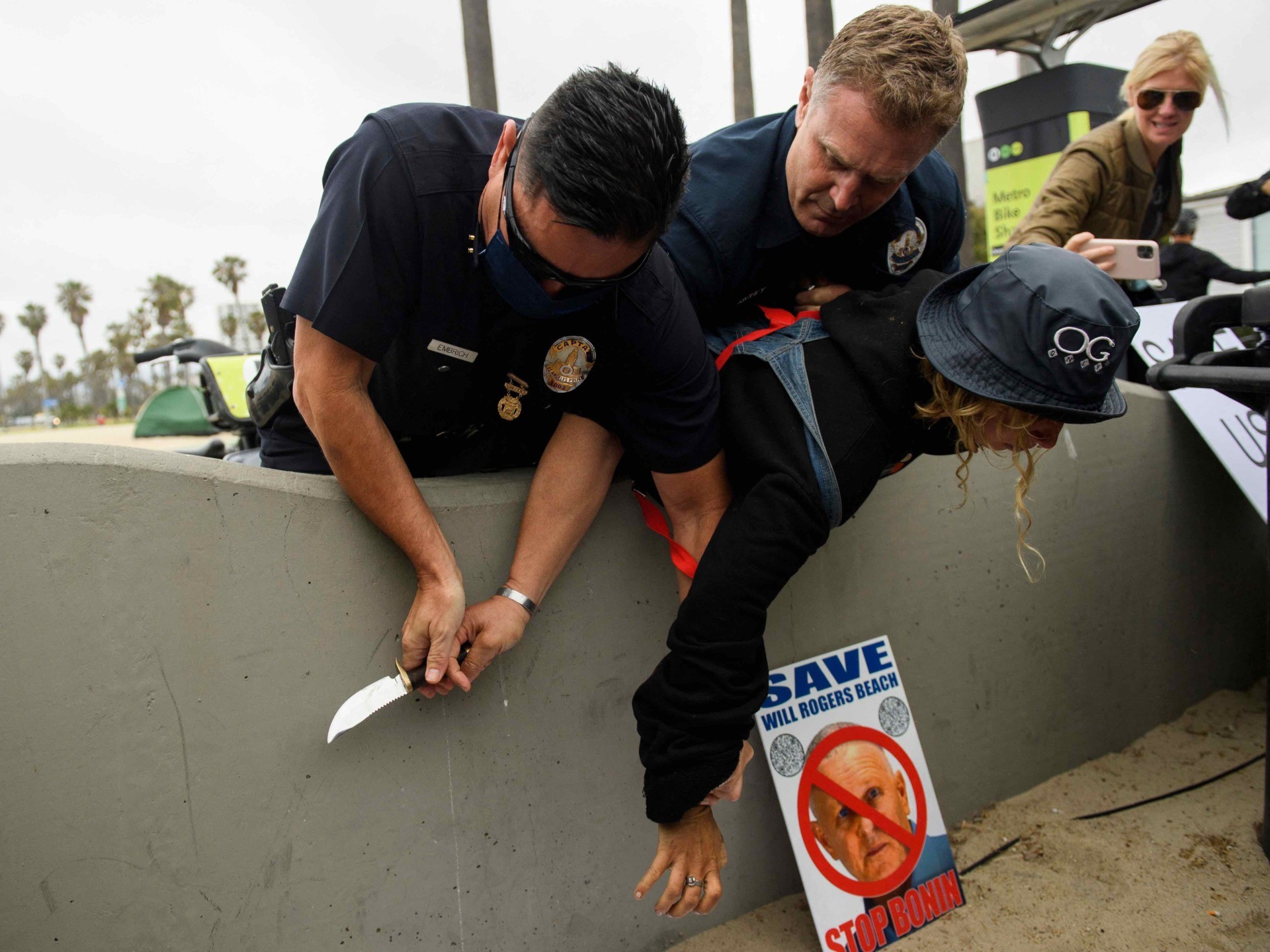 Venice Beach arrest (Patrick T. Fallon / AFP / Getty)