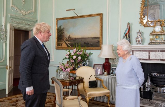 The return of the traditional face-to-face meeting between monarch and prime minister is s