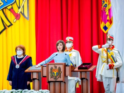 TOPSHOT - Moldova's President-elect Maia Sandu takes the oath of office during her inauguration ceremony in Chisinau on December 24, 2020. (Photo by Bogdan TUDOR / AFP) (Photo by BOGDAN TUDOR/AFP via Getty Images)