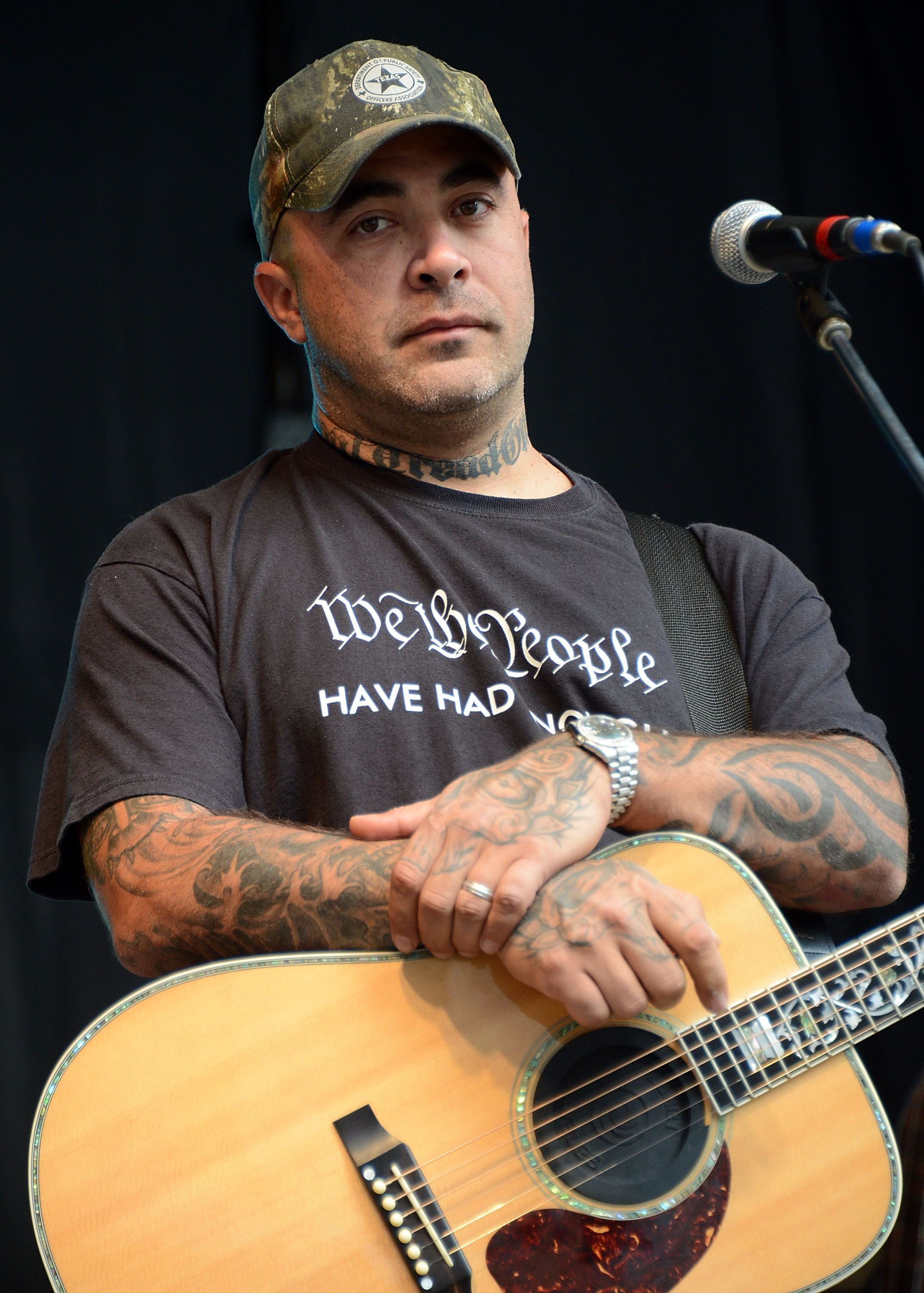 Listen Country Rocker Aaron Lewis' Single 'Am I The Only One' Rips