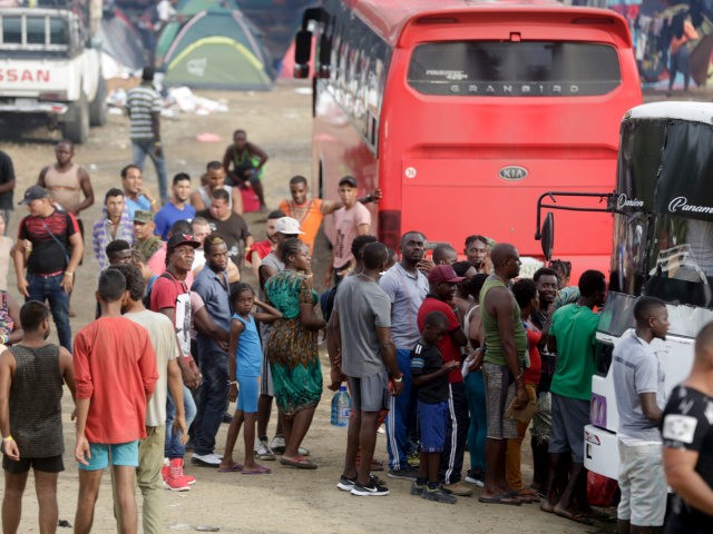 Migrants to U.S. Pass Through Panama