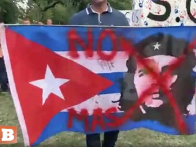 Cuba Protesters Warn Americans Who Like Che Guevara: &#39;He Was a F*cking  Terrorist&#39;