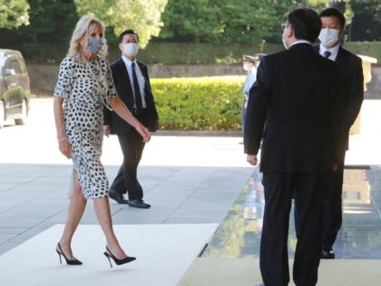 US First Lady Jill Biden (L) arrives at the Imperial Palace for a meeting with Japan's Emperor Naruhito in Tokyo on July 23, 2021, ahead of the opening ceremony for the 2020 Tokyo Olympic Games. (Photo by Koji Sasahara / POOL / AFP) (Photo by KOJI SASAHARA/POOL/AFP via Getty Images)
