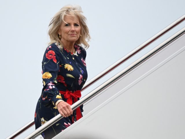US First Lady, Jill Biden, looks on as she boards a plane at Joint Base Andrews, Maryland on July 8, 2021. - First Lady Biden will be visiting a vaccination facility in Savannah, Georgia and then will travel to Orlando, Florida. (Photo by Jim WATSON / POOL / AFP) (Photo …