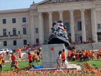WATCH: Mobs Rip Down Statues of The Queen, Victoria, Captain Cook
