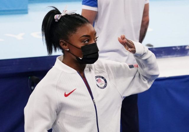 USA's Simone Biles pulls out of gymnastics final, needs ...