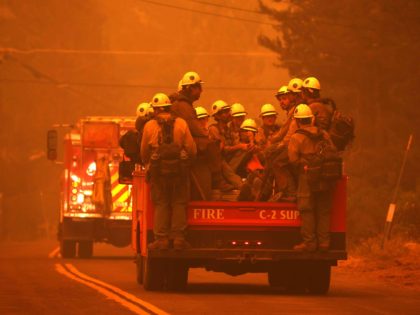 Caldor fire crew (Justin Sullivan / Getty)