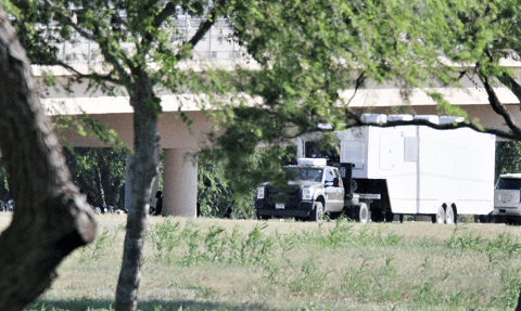 Del Rio Sector Border Patrol officials set up a temporary unmarked command post for the outdoor detention area. (Photo: Randy Clark/Breitbart Texas)
