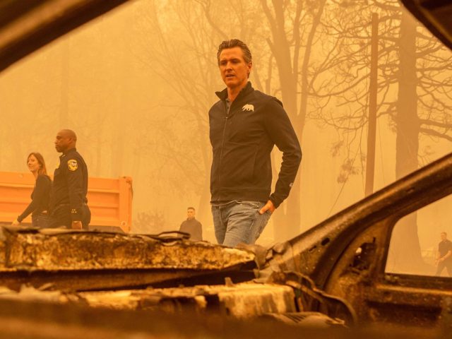 Gavin Newsom Dixie fire (Josh Edelson / AFP / Getty)