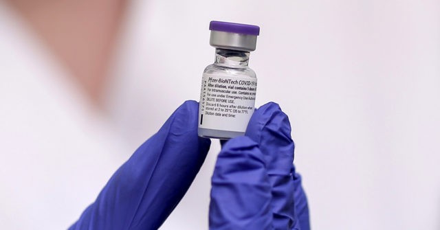 Greek Healthcare Workers Face Suspension If Not Vaccinated By Sept 1st