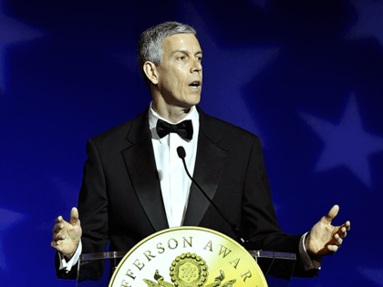 Former U.S. Secretary of Education Arne Duncan accepts the U.S. Senator John Heinz award for Outstanding Public Service by and Elected-Appointed Official at the Jefferson Awards Foundation 2016 National Ceremony on June 16, 2016 in Washington City. (Photo by Larry French/Getty Images for Jefferson Awards Foundation)
