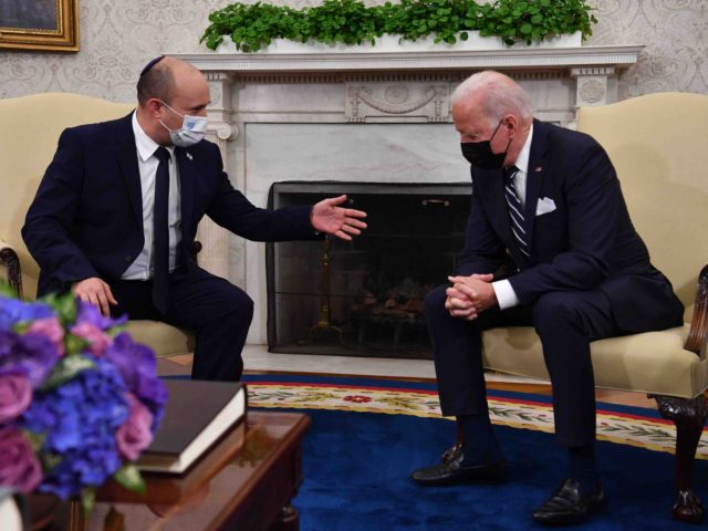 Naftal Bennett and Joe Biden (Nicholas Kamm / AFP / Getty)