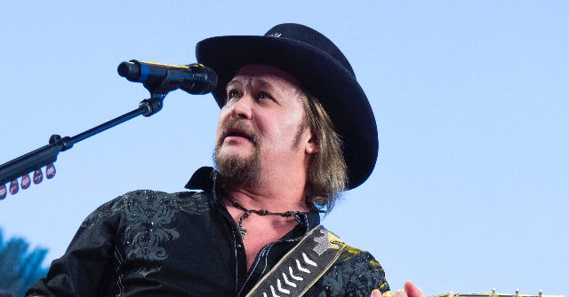 Country Star Travis Tritt Calls On Americans to Condemn Mandatory Vaccinations: No Government Should Ever Infringe on Our Liberties