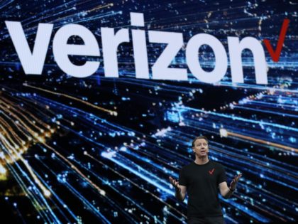 SAN FRANCISCO, CALIFORNIA - FEBRUARY 20: Verizon CEO Hans Vestberg speaks during the Samsung Unpacked event on February 20, 2019 in San Francisco, California. Samsung announced a new foldable smart phone, the Samsung Galaxy Fold, as well as a new Galaxy S10 and Galaxy Buds earphones. (Photo by Justin Sullivan/Getty …