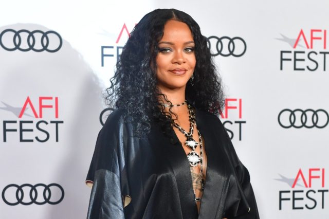 Ballin' bigger than LeBron: Forbes estimates Rihanna is now worth $1.7 billion, thanks chi