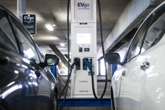 Biden calls for up to 50% of new vehicles in U.S. to be electric by 2030