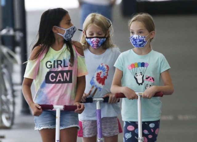 Florida's largest school district approves mask mandate for students