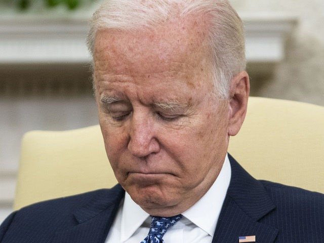 The far-left New York Times has just launched a merciless campaign to kick His Fraudulency Joe Biden out of office.
