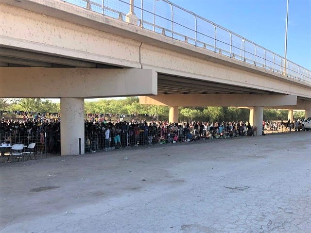 Thousand of migrants detained under a bridge in Del Rio. (Photo: U.S. Border Patrol/Del Rio Sector)