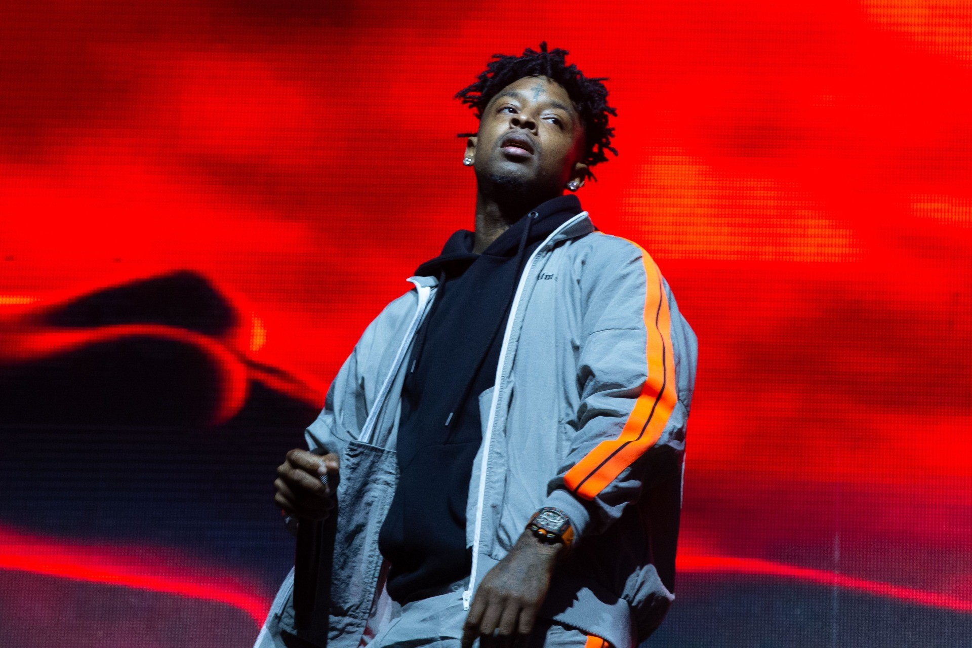 Rapper 21 Savage Turns Himself in to Face Drug and Gun Charges, Possible De...