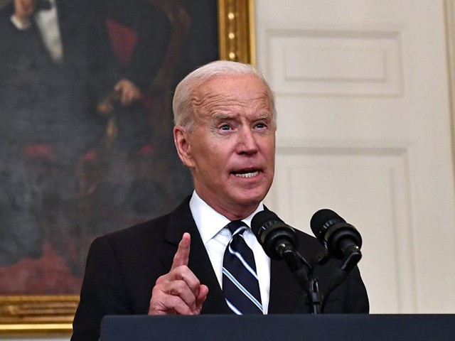 US President Joe Biden delivers remarks on plans to stop the spread of the Delta variant and boost Covid-19 vaccinations at the State Dinning Room of the White House, in Washington, DC on September 9, 2021. (Photo by Brendan Smialowski / AFP) (Photo by BRENDAN SMIALOWSKI/AFP via Getty Images)