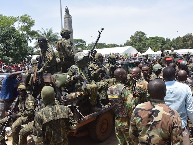 The Guinean Special Forces arrive at the Palace of the People in Conakry on September 6, 2