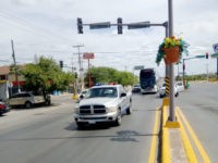 Mexican Government Officials Escorting Thousands of Migrants to Texas