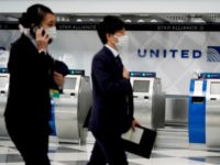 Judge Blocks United Airlines From Imposing Employee Vaccine Mandate