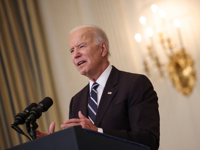 WASHINGTON, DC - SEPTEMBER 09: U.S. President Joe Biden speaks about combatting the coronavirus pandemic in the State Dining Room of the White House on September 9, 2021 in Washington, DC. As the Delta variant continues to spread around the United States, Biden outlined his administration's six point plan, including …