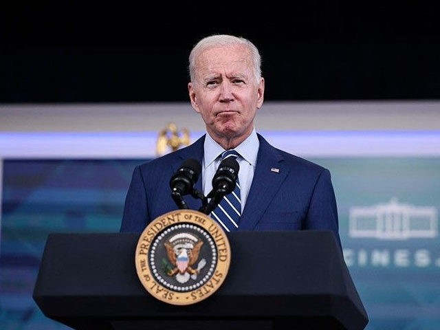 WASHINGTON, DC - SEPTEMBER 27: U.S. President Joe Biden delivers remarks ahead of receiving a third dose of the Pfizer/BioNTech Covid-19 vaccine in the South Court Auditorium in the White House September 27, 2021 in Washington, DC. Last week President Biden announced that Americans 65 and older and frontline workers …