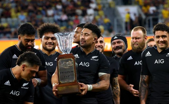 New Zealand beat South Africa to win the Rugby Championship
