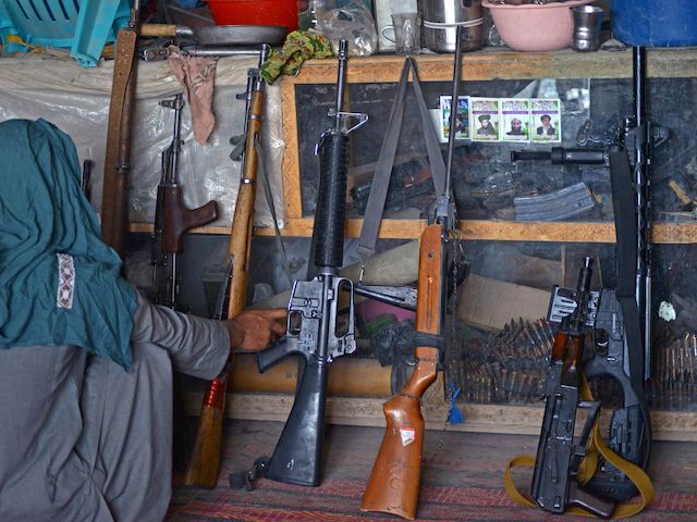 Report: U.S. Military Weapons Being Sold in Afghan Gun Stores thumbnail