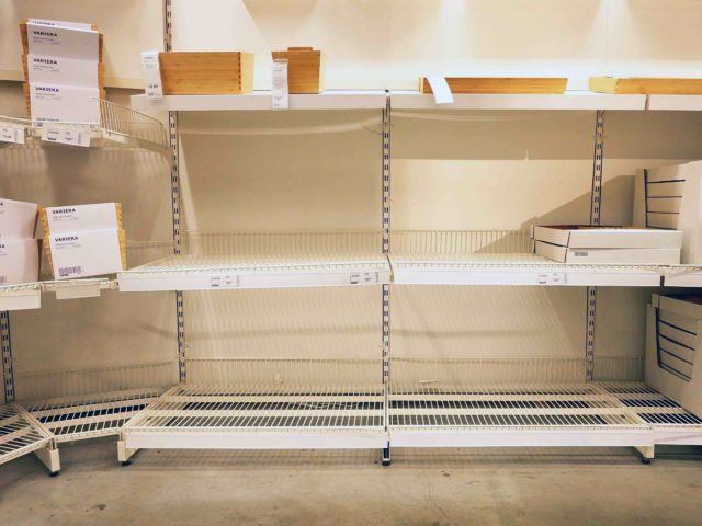 Empty shelves (Michael M. Santiago / Getty)