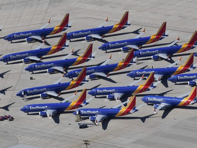 Southwest Cancels 360 Monday Flights, Feeding Rental Car Frenzy - Vimarsana News