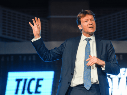LONDON, ENGLAND - OCTOBER 18: Brexit Party chairman Richard Tice speaks at a rally on Octo