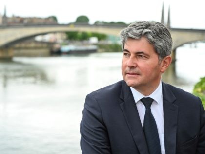 Gilles Platret, mayor of Chalon-sur-Saône and LR top candidate in the Bourgogne-Franche-C