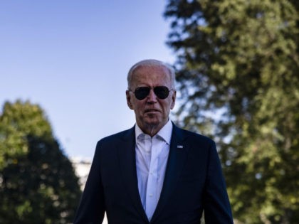 WASHINGTON, DC - SEPTEMBER 26: U.S. President Joe Biden walks over to gathered reporters a