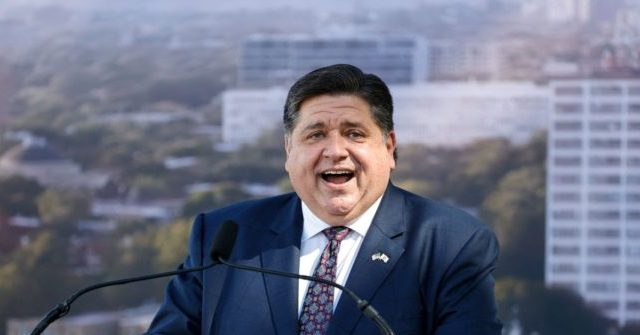 IL Gov. Pritzker Keeps Mask Mandate in Place as Cases Drop in Maskless FL