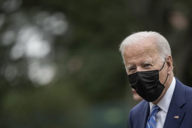 WASHINGTON, DC - OCTOBER 11: U.S. President Joe Biden walks to the White House residence after exiting Marine One on the South Lawn of the White House October 11, 2021 in Washington, DC. Biden and family spent the long weekend in Delaware. (Photo by Drew Angerer/Getty Images)
