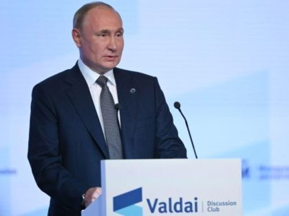 Russian President Vladimir Putin gives a speech during a session of the Valdai Discussion Club in Sochi on October 21, 2021. (Photo by Maksim BLINOV / SPUTNIK / AFP) (Photo by MAKSIM BLINOV/SPUTNIK/AFP via Getty Images)