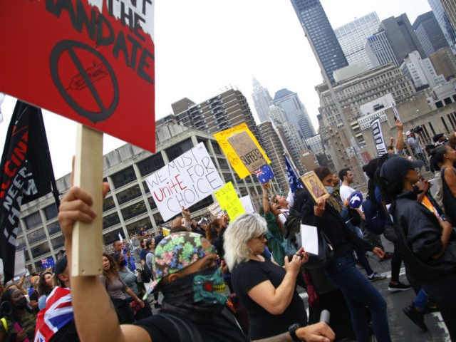 Southwest Employees Protest Vaccine Mandate at Company's HQ: 'Let's Go, Brandon!' - Vimarsana News