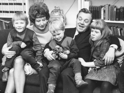 Portrait of British actor Patrick Wymark and his wife Olwen, with their children (L-R) Dom