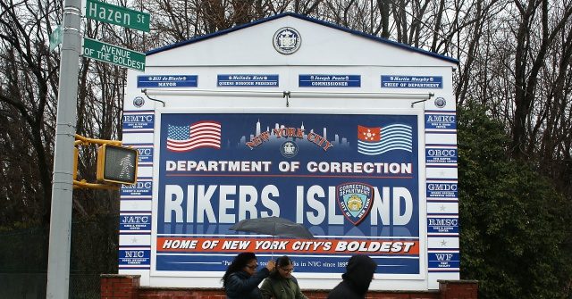 Lawsuit: Male Rikers Island Inmate Raped Female Prisoner