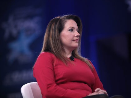 In this March 3, 2016, photo, Mollie Hemingway speaks at the 2016 Conservative Political Action Conference (CPAC) in National Harbor, Maryland. (Gage Skidmore/Wikimedia Commons)