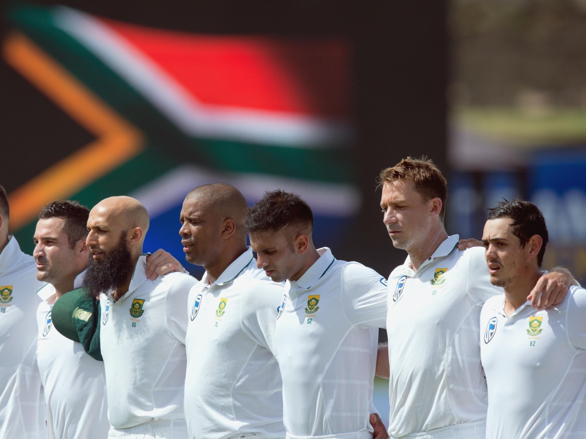 Quinton de Kock South Africa flag anthem (Isuru Sameera Peiris / AFP / Getty)
