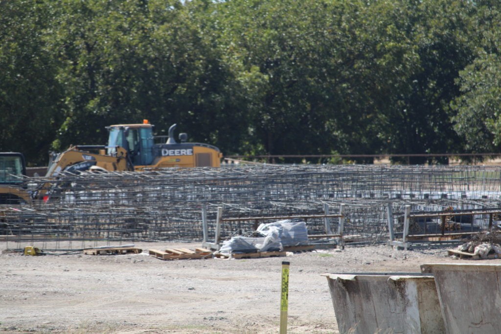 Construction crews gather materials to build Texas-funded border wall. (Photo: Randy Clark/Breitbart Texas)
