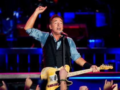 PHILADELPHIA, PA - SEPTEMBER 2: Bruce Springsteen And The E Street Band perform at Citizens Bank Park September 2, 2012 in Philadelphia, Pennsylvania. With this concert, Bruce Springsteen and the E Street Band become the first act to perform in every major live music venue in Philadelphia. (Photo by Jeff …