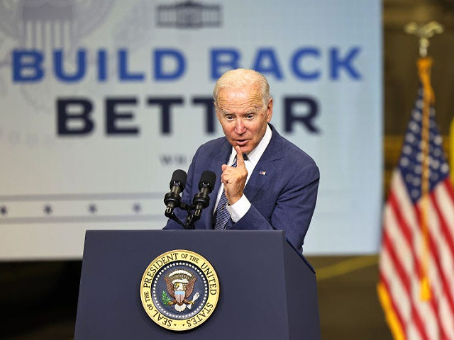 U.S. President Joe Biden gives a speech on his Bipartisan Infrastructure Deal and Build Back Better Agenda at the NJ Transit Meadowlands Maintenance Complex on October 25, 2021, in Kearny, New Jersey. (Photo by Michael M. Santiago/Getty Images)